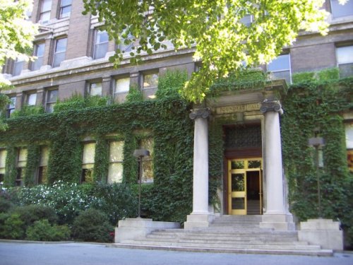 Actual Universidad Rockefeller (antiguo Instituto), donde se desarrollaron buena parte de los avances en el estudio de los anticuerpos.